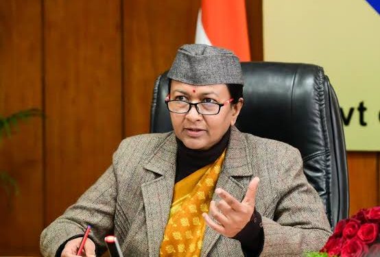 BIG BREAKING: उत्तराखंड की पहली महिला मुख्य सचिव होंगी राधा रतूड़ी।