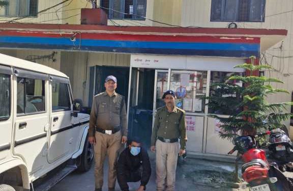 बड़ी खबर: इस परीक्षा में अपनी जगह किसी और को भेजने वाला मुन्ना भाई चढ़ा पुलिस के हत्थे