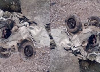 दुखद: यहां हुआ भीषण हादसा, गहरी खाई में वाहन 6 लोगों की दर्दनाक मौत..