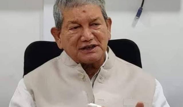 उत्तराखंड न्यूज़ : पूर्व मुख्यमंत्री हरीश रावत ने अपने बेटे को टिकट दिलाने के लिए कांग्रेस हाई कमान से की सिफारिश।