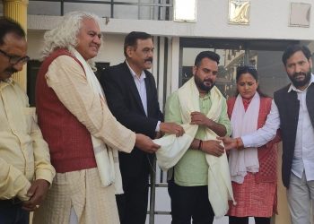 बड़ी खबर: उत्तराखंड में क्षेत्रीय दलों ने अलग गठबंधन बनाया। टिहरी लोकसभा सीट पर बाॅबी पंवार को दिया समर्थन 