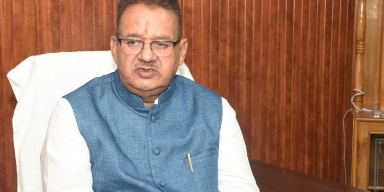 RTI खुलासा: आय से अधिक संपत्ति के मामले में घिरे कैबिनेट मंत्री गणेश जोशी..