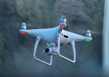 बिग ब्रेकिंग: लोकसभा चुनाव मतदान केंद्रों में दुर्गम क्षेत्रों में ड्रोन से रखी जायेगी निगरानी..