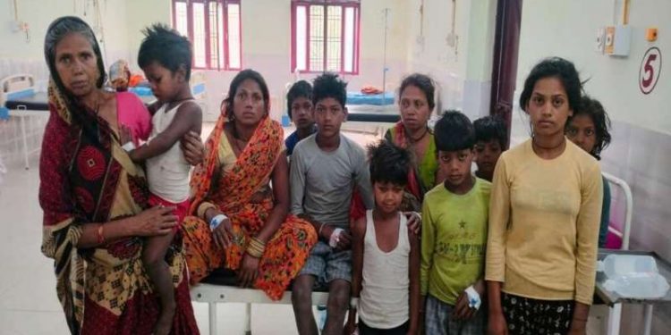 बड़ी खबर: विवाह समारोह से लाए रसगुल्ले खाने से 11 बच्चो समेत 14 लोग बीमार, अस्पताल में मचा हड़कंप