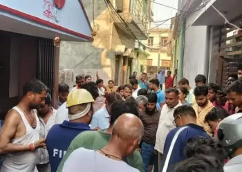हादसा: यहां अचानक फटा गैस सिलेंडर, मची अफरा तफरी , 4 लोग झुलसे