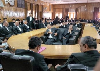 हाइकोर्ट ब्रेकिंग: हाइकोर्ट बार ने खंडपीठ के आदेश के खिलाफ, सुप्रीम कोर्ट जाने का प्रस्ताव पारित किया..