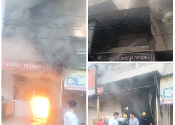 बड़ी खबर: यहां हैण्डलूम की दुकान में लगी भीषण आग, सामान हुआ जलकर खाक