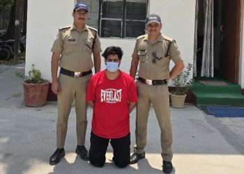 बड़ी खबर: सोशल मीडिया पर पहाड़ की महिलाओं व उत्तराखंड वासियों पर अश्लील टिप्पणी करने वाला धरा गया..