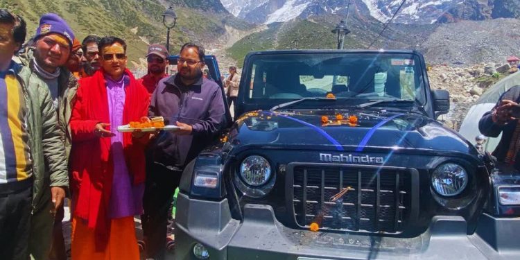 हद है: दिव्यांगों के नाम पर आई थार में , VIP कर रहे दर्शन, CS राधा रतूड़ी ने दिए जांच के आदेश, देखिए वीडियो 