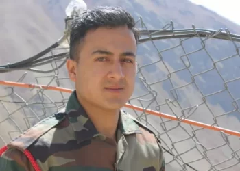 दुखद: जम्मू कश्मीर के कठुआ में हुए आतंकी हमले में उत्तराखंड का जवान शहीद, गांव में पसरा सन्नाटा..