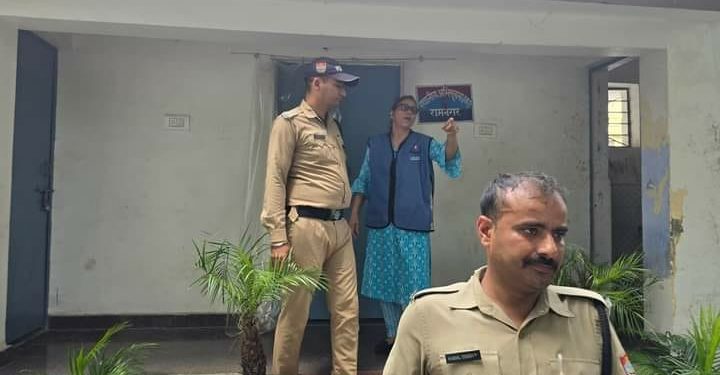 ब्रेकिंग: 2000 में बेच दिया ईमान, रिश्वत लेते सब इंस्पेक्टर और हेड कांस्टेबल विजिलेंस की गिरफ्त में..