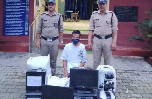 CRIME: CHC रायपुर में 8 लाख रूपये के समान की चोरी का पुलिस ने किया खुलासा, पूर्व वार्डबॉय ही निकला मास्टरमाइंड..