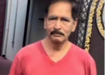 दुःखद: सड़क किनारे वॉक कर रहे बुज़ुर्ग को तेज़ रफ़्तार कार ने मारी टक्कर। इलाज के दौरान मौत