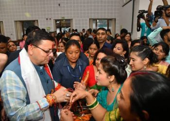 बिग ब्रेकिंग: CM धामी की बहनों को सौगात। रक्षा बंधन पर कर सकेंगी बसों में फ्री सफर