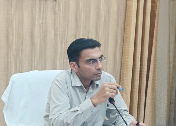 शासकीय योजनाओ के लाभ से कोई भी वंचित न रहे ही – जिलाधिकारी