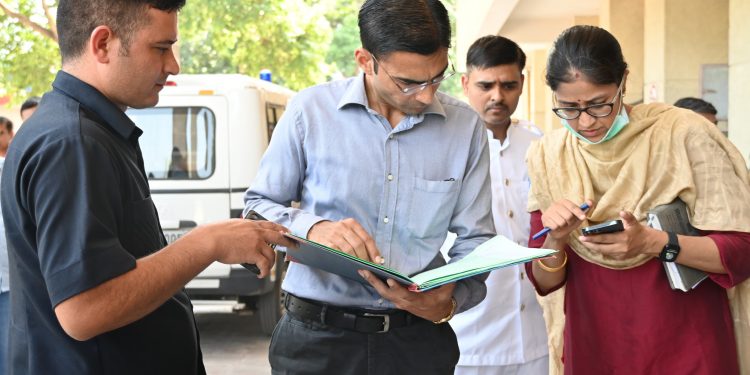 बिग ब्रेकिंग : सहायक संभागीय अधिकारी  कार्यालय की कार्य प्रवृति पर, डीएम नाराज