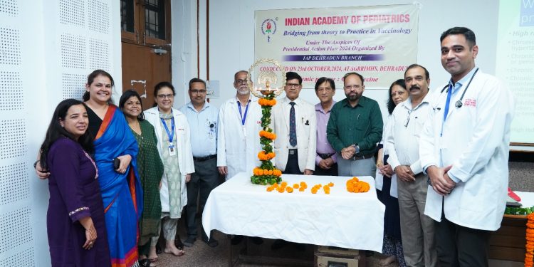 गुड न्यूज : श्री महंत इन्दिरेश अस्पताल में वैक्सीनोलाॅजी पर कार्यशाला आयोजित