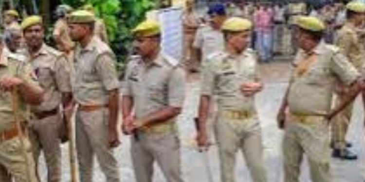 उत्तराखंड: UKSSSC ने अधिसूचना कि जारी,पुलिस कांस्टेबल के 2000 पदों पर आज से भर्ती शुरू