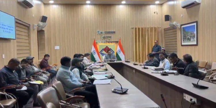 बड़ी खबर : सड़क सुधारीकरण को लेकर स्पीडब्रेकर, जेब्रा क्रासिंग, डिवाईडर बनाने की प्रक्रिया शुरू