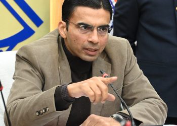 जनमानस से लैंड फ्रॉड तथा जलमग्न श्रेणी की भूमि पर अवैध कब्जा करने के प्रयासों को किया जाए विफल