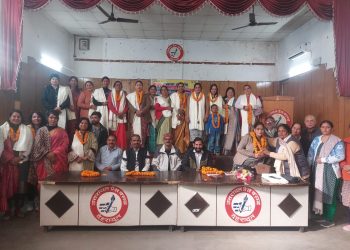 बड़ी खबर : महिला रामलीला के पात्रों को रीजनल पार्टी ने किया सम्मानित