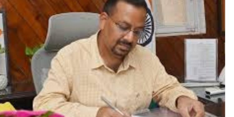 बड़ी खबर : हरिद्वार जिलाधिकारी और एसएसपी ने 239 गरीब व असहाय लोगों को बांटे कंबल