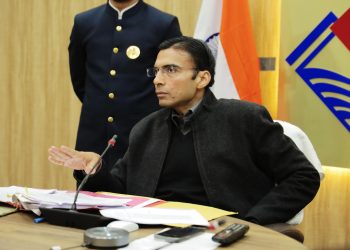 जान से बढकर कुछ नही मजबूर न करें विभाग, जनमानस की जान से खिलवाड़ बर्दाश्त नही: डीएम