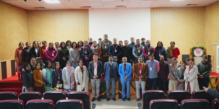 एसजीआरआरयू में छात्रों ने समझीं एस.एस.आर. एवम् ई.एम.आर. की बारीकियां
