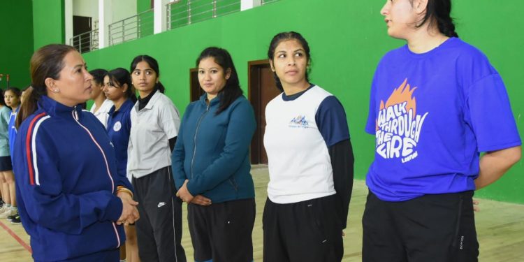 एसजीआरआरयू स्कूल ऑफ एग्रीकल्चरल साइंसेज की छात्रा अवंतिका का राष्ट्रीय नेटबाॅल में चयन