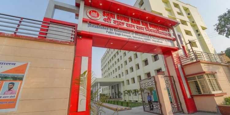 एसजीआरआरयू में राष्ट्रपिता महात्मा गांधी को पुण्य तिथि पर विनम्र श्रद्धांजलि