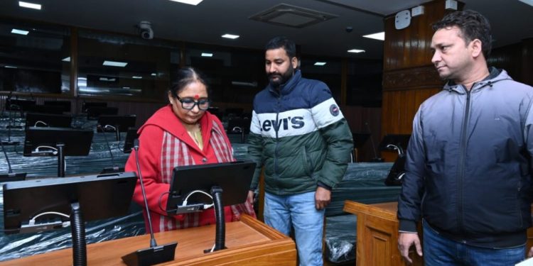 बिग ब्रेकिंग:- देहरादून विधानसभा में 18 फरवरी से होगा पहला पेपरलेस बजट सत्र, अधिसूचना जारी