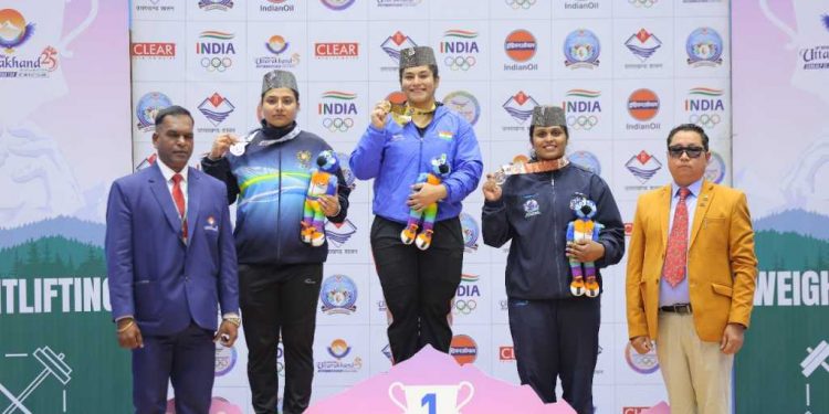 बिग ब्रेकिंग: 38वें राष्ट्रीय खेल में वेटलिफ्टिंग का रोमांच, रिकॉर्ड तोड़ प्रदर्शन ने किया सभी को प्रभावित
