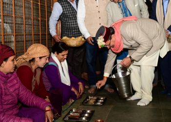 प्रदेश में खुशहाली तरक्की के लिए  सीएम धामी ने महासू महाराज एवं  बाशिक महाराज महेंद्रथ में की पूजा अर्चना