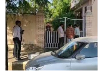आईबी की जांच से हड़कंप: वरिष्ठ आईएएस अधिकारी की पदोन्नति पर संशय!