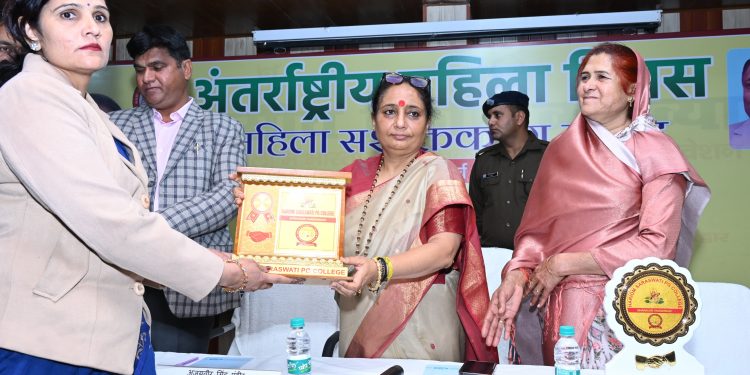 महिला सशक्तिकरण सप्ताह: उत्तराखंड विधानसभा अध्यक्ष ऋतु खंडूड़ी भूषण ने किशोरी विकास को बताया आवश्यक