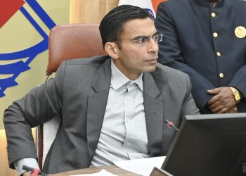 बड़ी खबर: राजस्व प्रशासन का कम्बैक, चंद एक दिनों में सैकेड़ो हैक्टेयर जमीन निहीत 280 प्रकरणों में Fastrack कर 200 हे0 जमीन पर कब्जा वापसी
