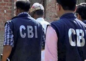 काठगोदाम रेलवे स्टेशन पर CBI का छापा: RPF जवान और रेलकर्मी हिरासत में, पूछताछ जारी