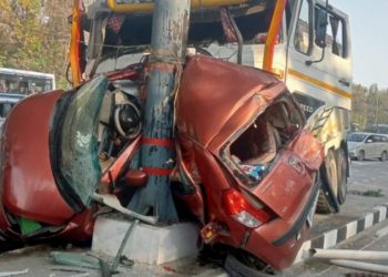 लच्छीवाला टोल प्लाजा पर भयानक सड़क हादसा: बेकाबू डंपर ने कई वाहनों को रौंदा, दो की मौत की आशंका