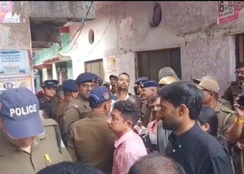 Big breaking :-प्रशासन ने खटीमा तहसील क्षेत्र में संचालित नौ अवैध मदरसों पर की बड़ी कार्यवाही,भारी पुलिस बल कार्यवाही के दौरान रहा मौजूद