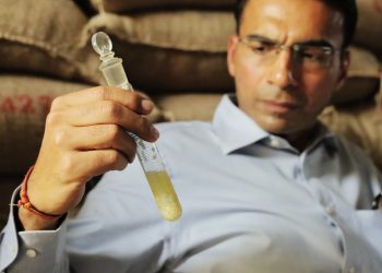 5 घटें की विसिटःसिर्फ चेतावनी तक कैसे हो सकती थी लिमिट
