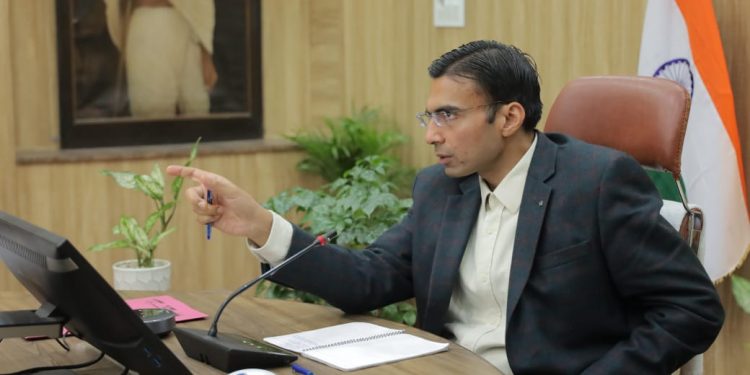 बिग ब्रेकिंग : जिला प्रशासन के आक्रमक तबीयत के चलते एन मेरी स्कूल ने कम की फीस, 10 प्रतिशत् की दी अन्डरटेकिंग, 30 प्रतिशत् कर दी थी बढोतरी