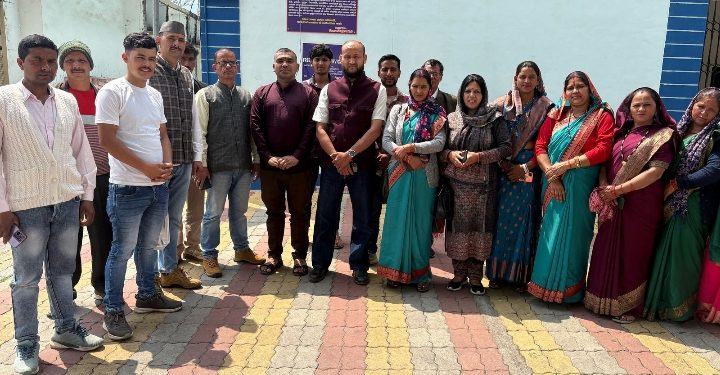 बड़ी खबर: विकास की राह पर रोड़ा: सड़क की मांग को लेकर उबला ग्रामीणों का आक्रोश