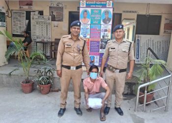 बड़ी खबर: घर मे घुसकर मोबाइल चोरी की घटना को अंजाम देने वाले अभियुक्त को दून पुलिस ने किया गिरफ्तार, 02 अदद मोबाइल फोन किये बरामद