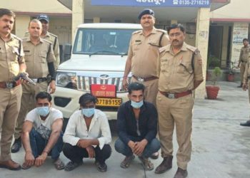बड़ी खबर: नकली पिस्टल से दबंगई का वीडियो वायरल, दून पुलिस ने तीन अभियुक्तों को किया गिरफ्तार
