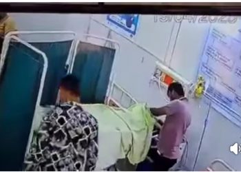 शर्मनाक: इंसानियत को किया शर्मसार, शव से गहने चुराते पकड़ा गया अस्पताल कर्मी