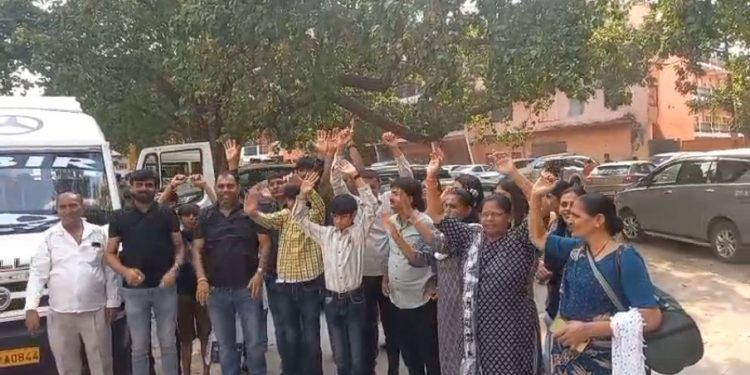 बिग ब्रेकिंग : हरिद्वार से आस्था का पहला कारवां रवाना, माया देवी मंदिर से गूंजे जयकारे