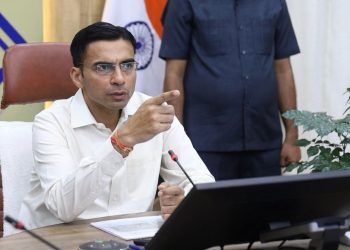 नगर निगम, एमडीडीए 3 दिन के भीतर लैण्ड बैंक विवरण प्रस्तुत करें: डीएम
