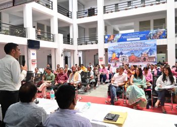 बड़ी खबर: मा0  मुख्यमंत्री की प्रेरणा से अग्रणी पक्ति के योद्धाओं को सशक्त बनाते डीएम सविन