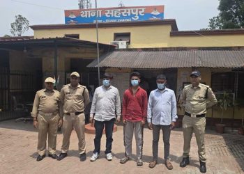 बड़ी खबर: खेत की मेढ़ को लेकर दो पक्ष भिड़े, पुलिस ने तीन लोगों को दबोचा