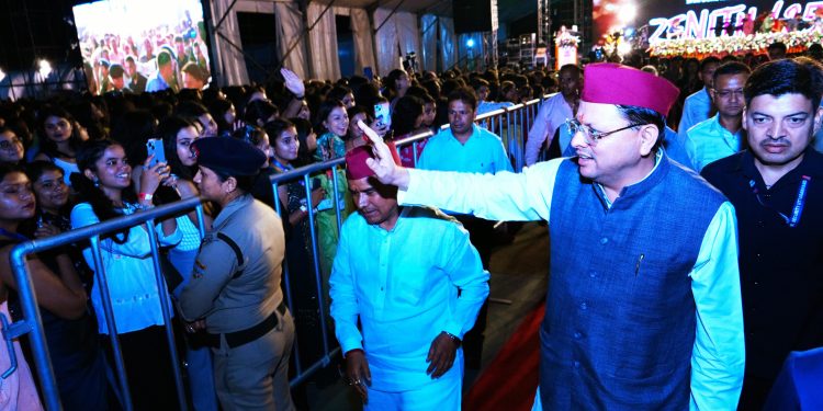 जेनिथ फेस्ट 2025 दूसरा दिन श्री गुरु राम राय विश्वविद्यालय में पाॅडवाज़